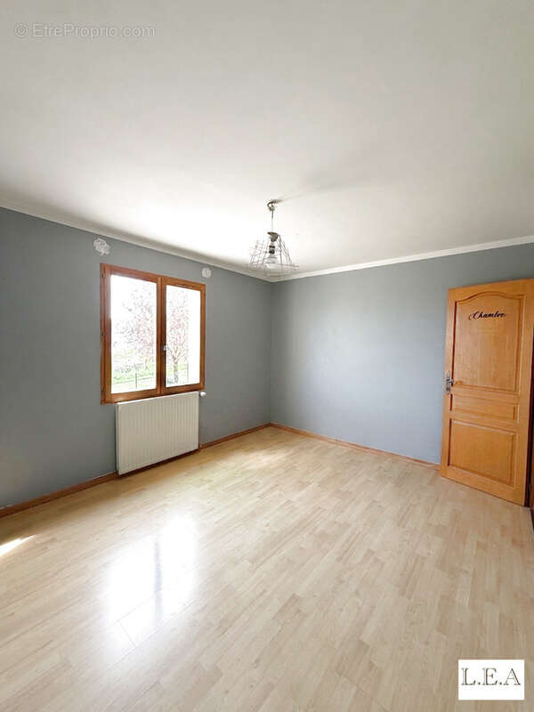 Maison à MONTCEL