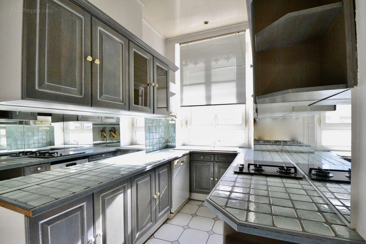 Appartement à LYON-1E