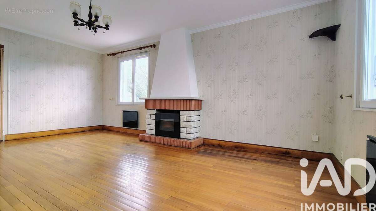 Photo 8 - Maison à SAINT-PIERRE-LE-VIEUX