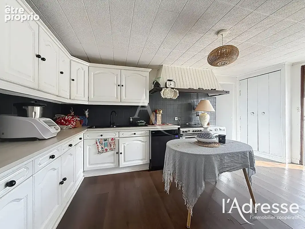 SAINT-AVERTIN - CANGÉ - Maison  à rénover 90 m² avec terrain de 760 m², garages - photo 4