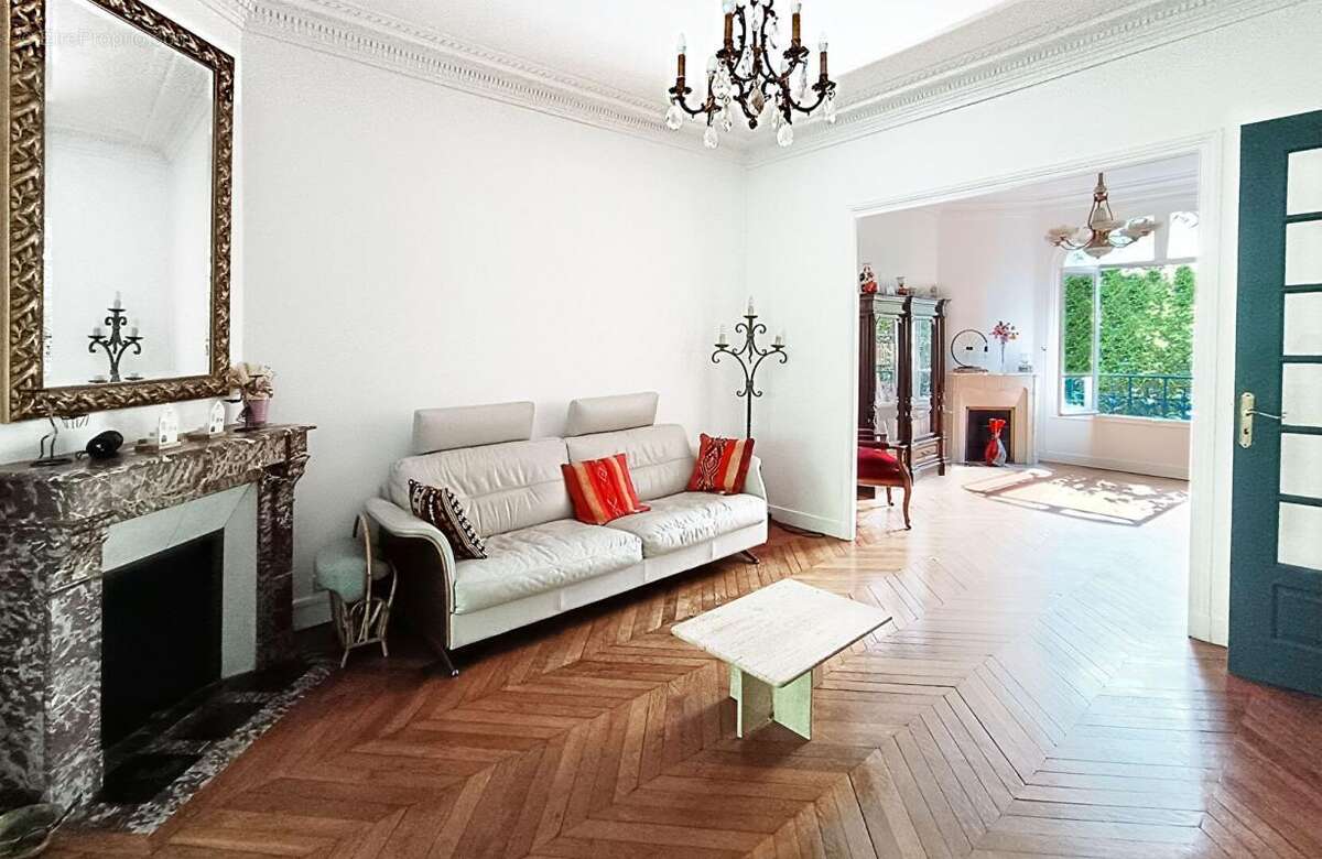 Maison à NEUILLY-PLAISANCE