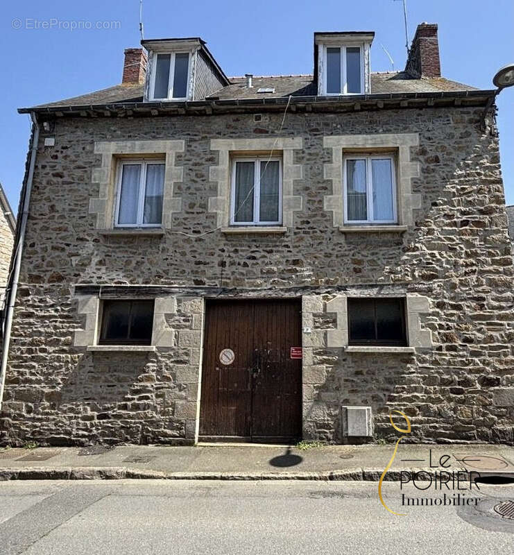 Appartement à LAMBALLE