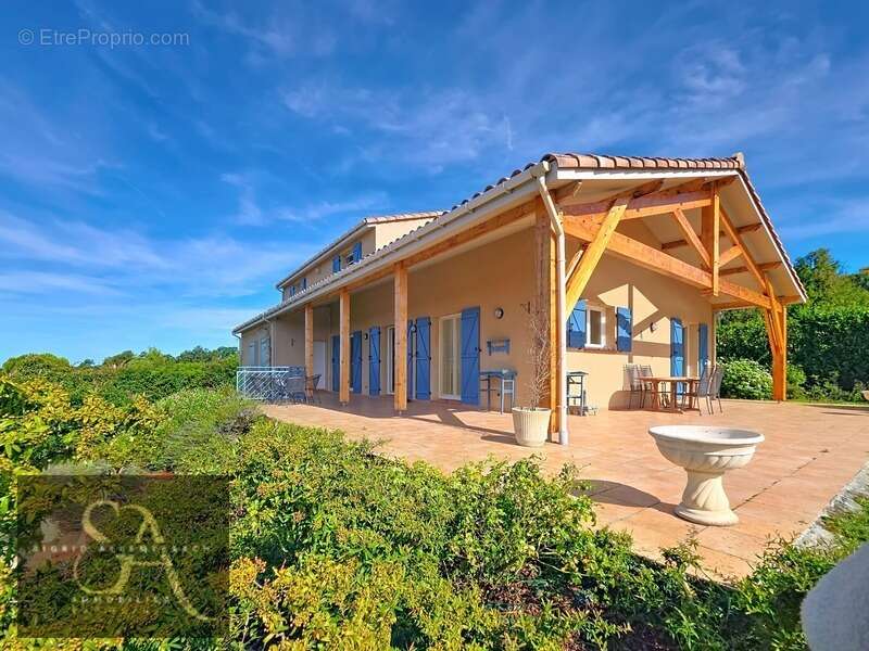 Maison à CARLA-BAYLE