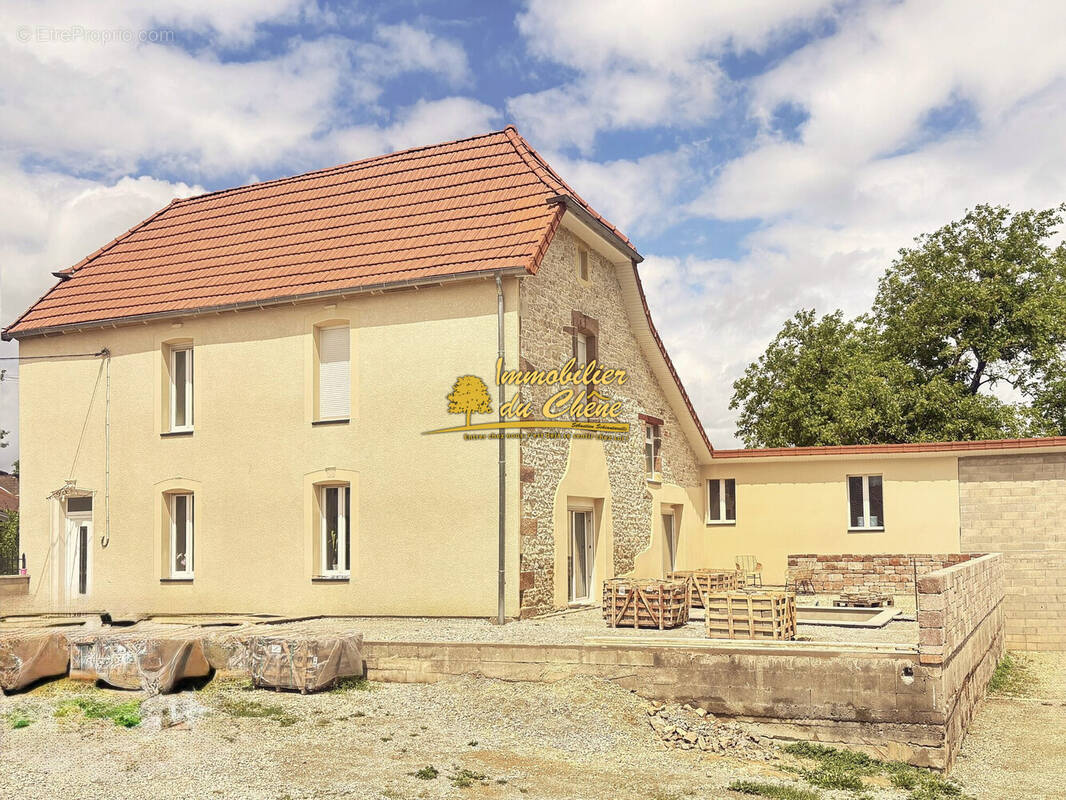 Maison à LURE