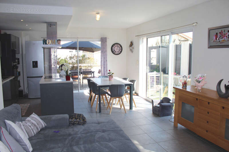 Maison à VIRIAT