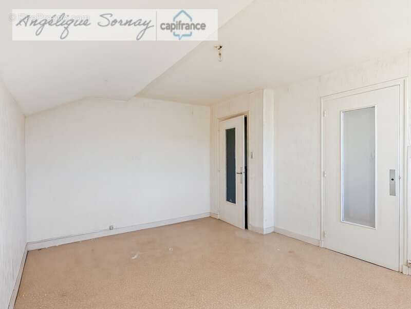 Maison à LONS-LE-SAUNIER