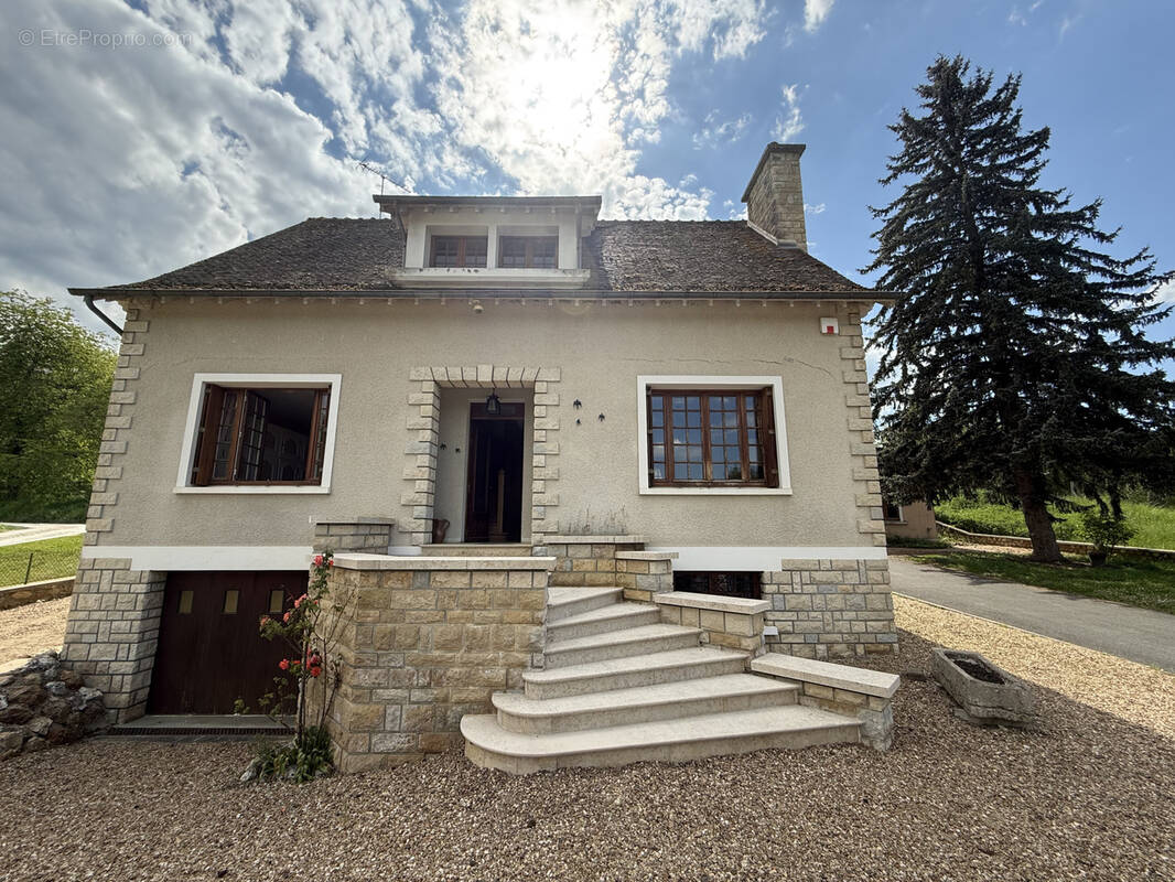 Maison à MENETREOL-SOUS-SANCERRE