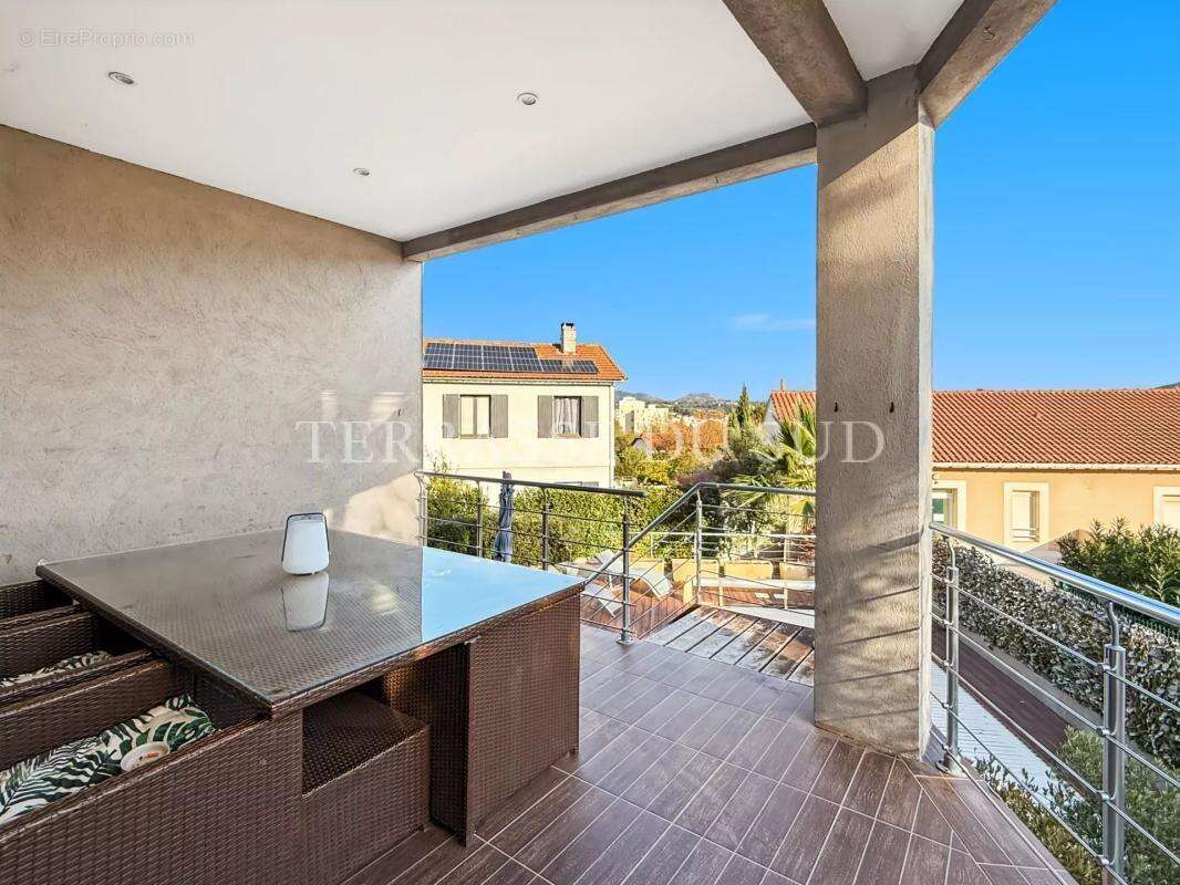 Maison à MARSEILLE-11E