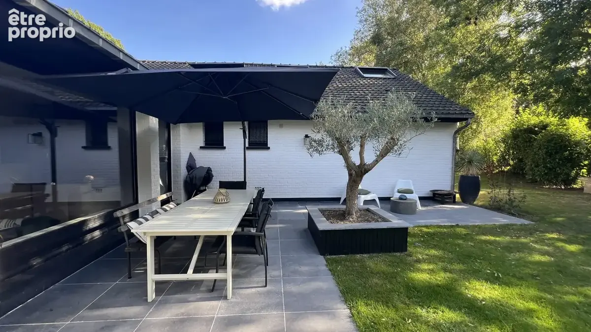 Maison 8 pièces 200 m² à vendre à Villeneuve-D'ascq (59650) - photo 2