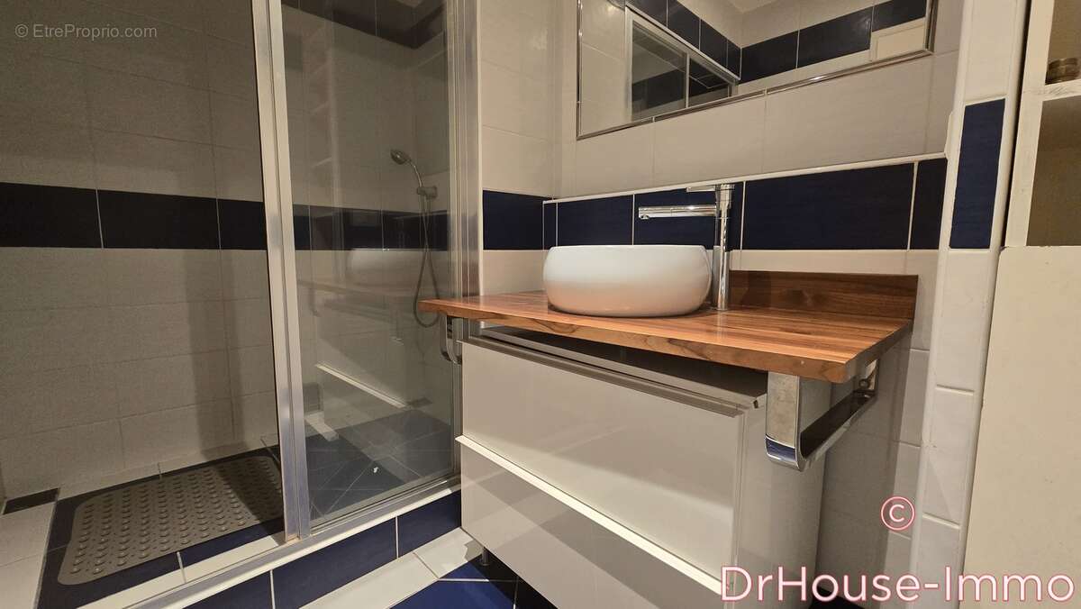 Appartement à AUBERVILLIERS