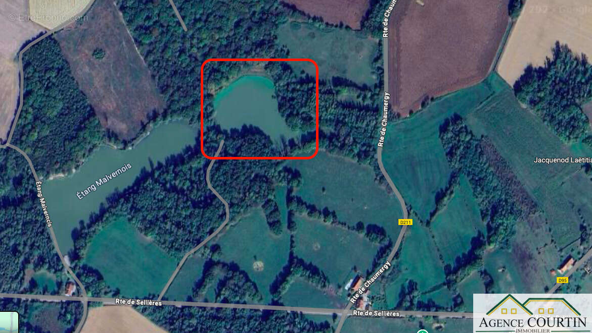 Terrain à LA CHAUX-EN-BRESSE