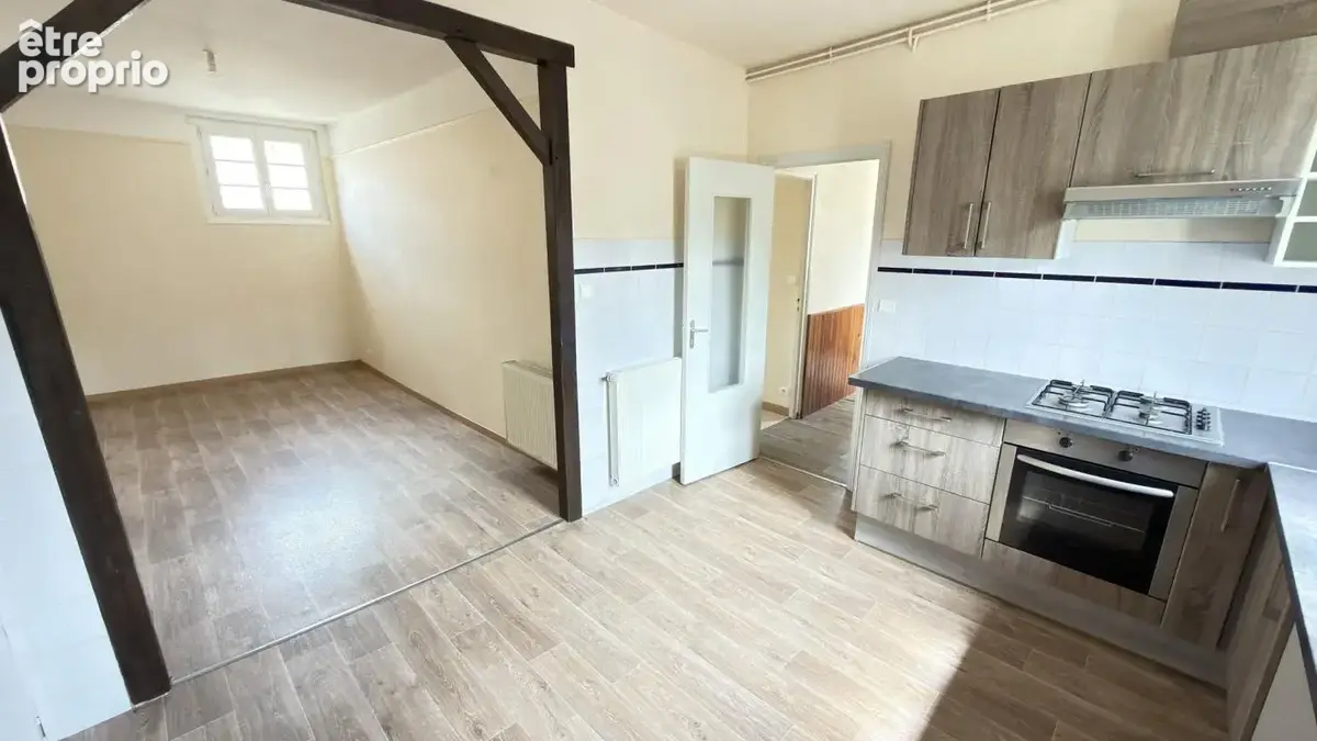 Appartement de 53 m² à rénover - photo 3