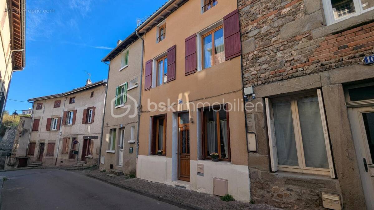 Maison à SAINT-GALMIER