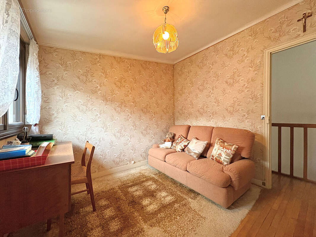 Maison à SAINT-CYR-L'ECOLE