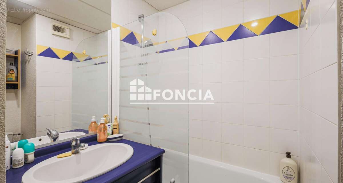 Appartement à FONTAINE