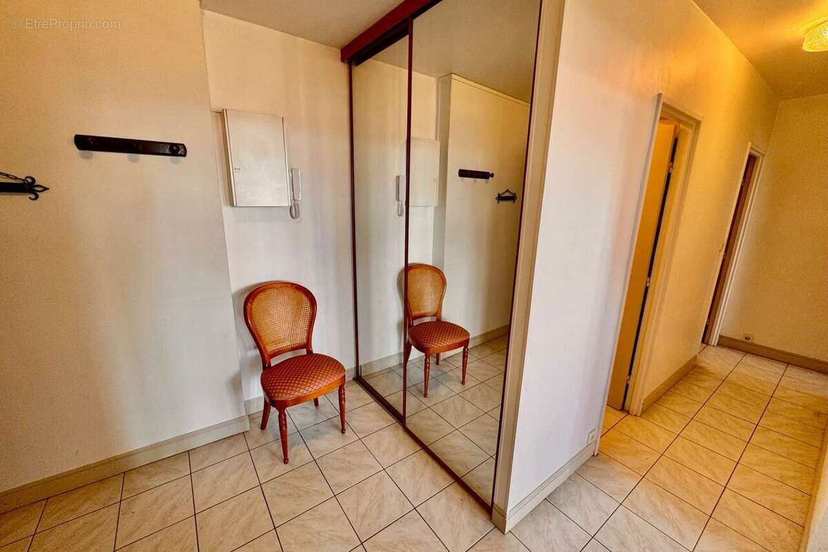 Appartement à PARIS-11E