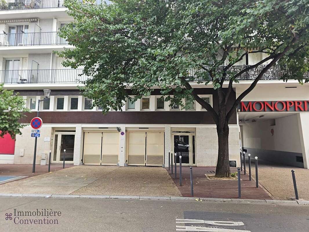 Commerce à ISSY-LES-MOULINEAUX