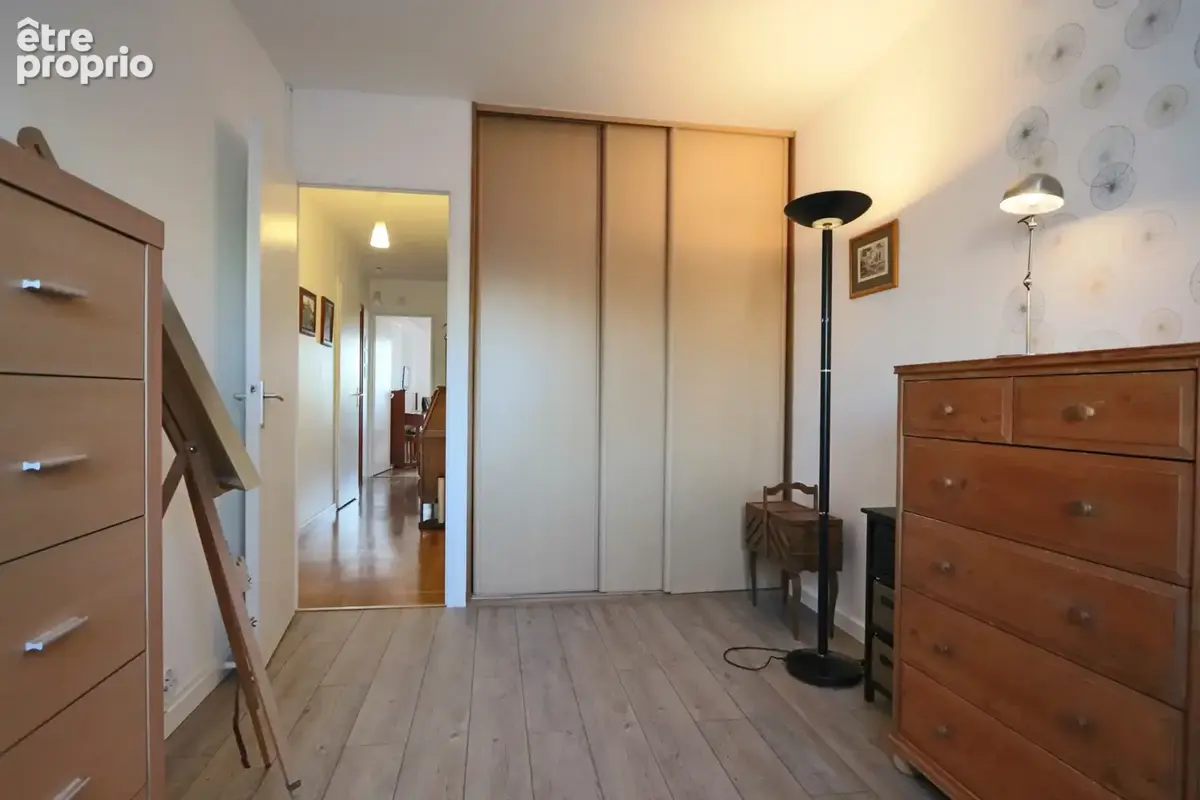 Secteur centre ville de sevran - appartement 5 pièces avec parking sécurisé - photo 16