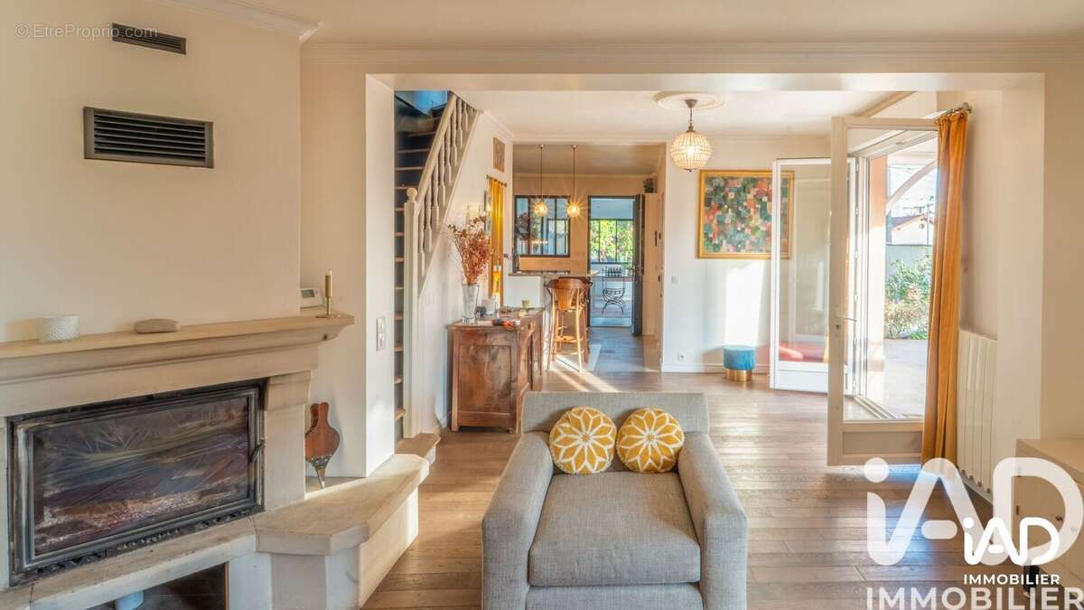 Photo 3 - Maison à NEUILLY-PLAISANCE