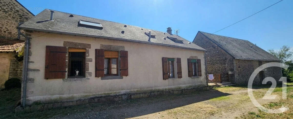Maison à AUNAY-EN-BAZOIS