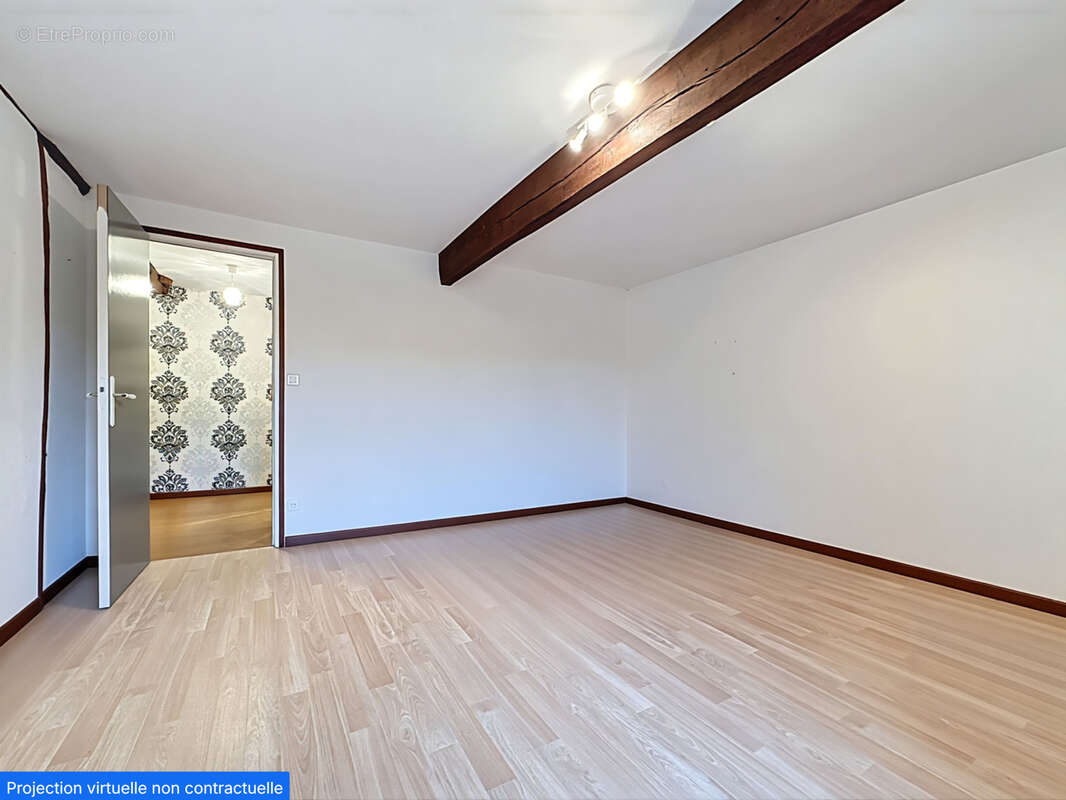 Maison à MONTMIRAIL