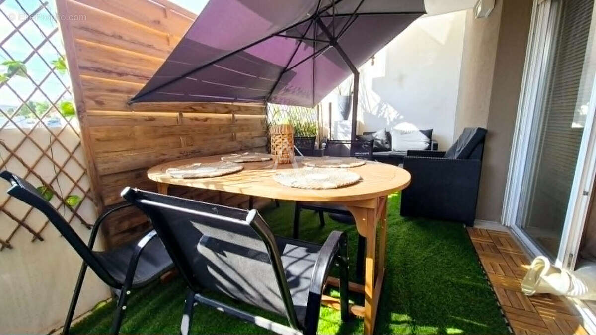Appartement T3 à vendre à Frontignan - 65,65 m² - Résidence récente de 2020 - Terrasse de 12 m² - Parking privatif en sous-sol - photo 10