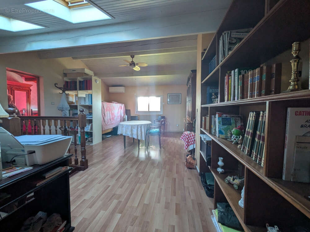 Maison à VILLENEUVE-TOLOSANE