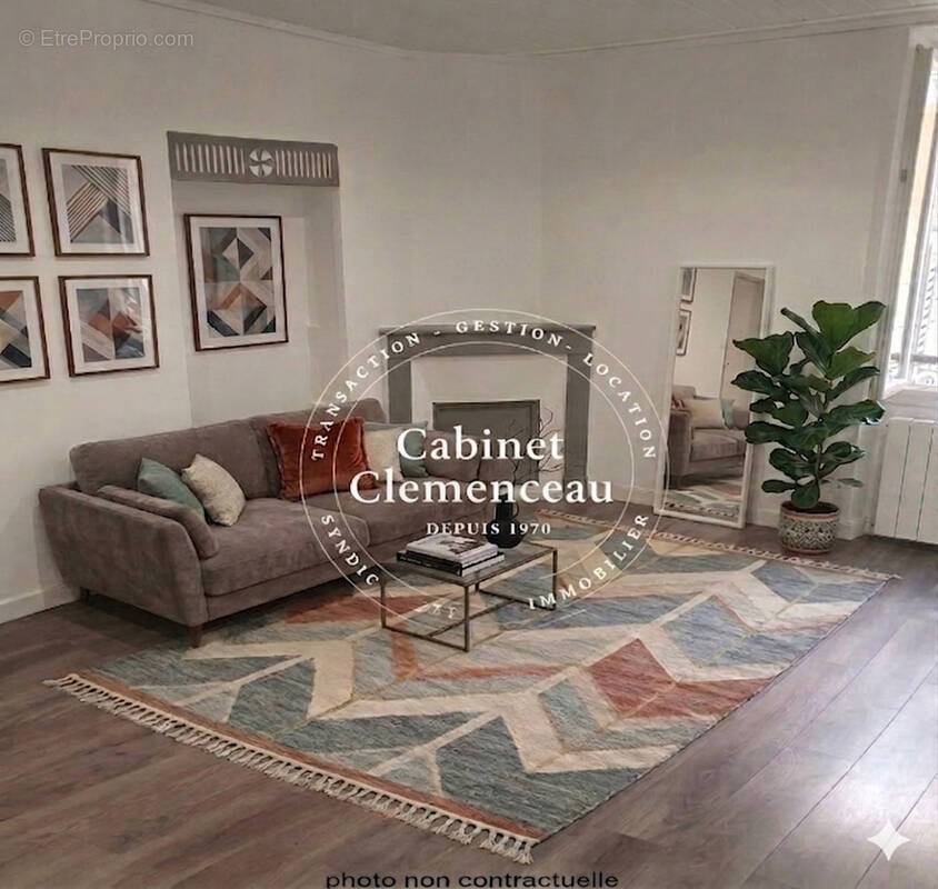 Appartement à VALLAURIS