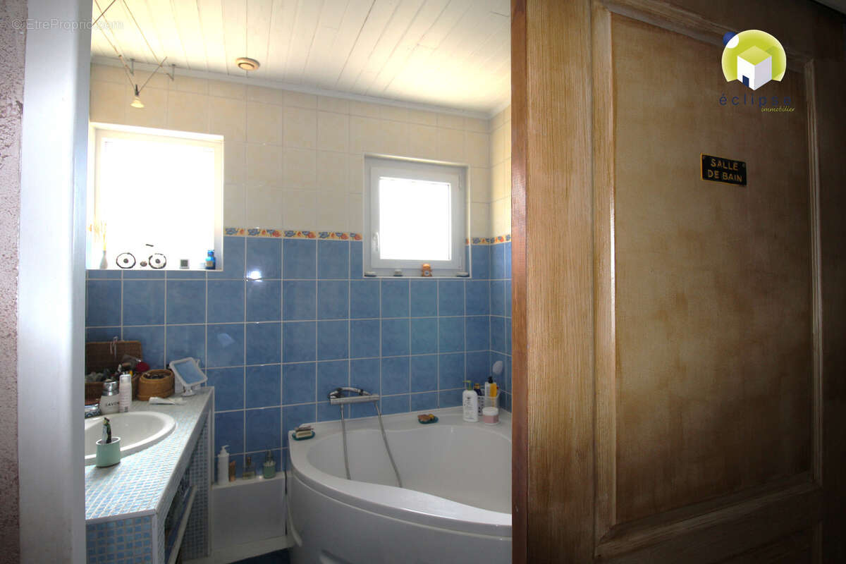 Ferme renovee 107 m2 - photo 10