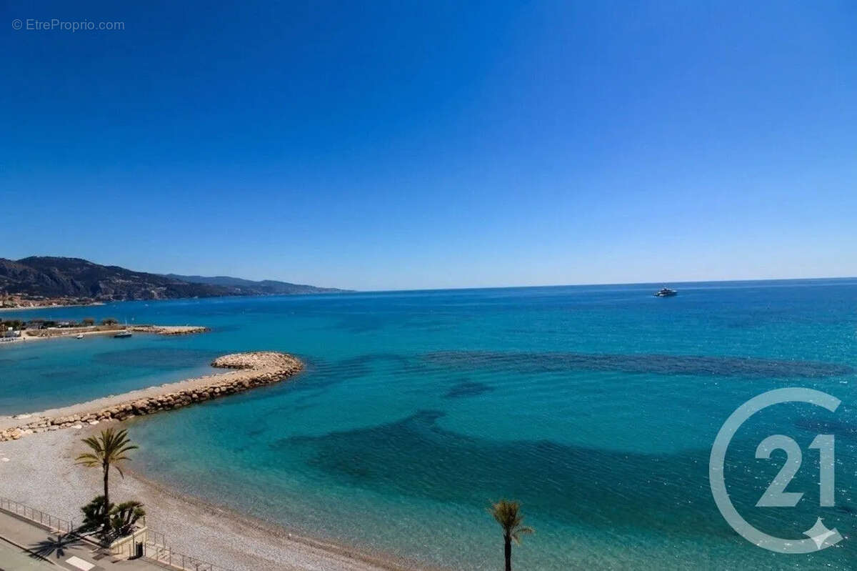Appartement à ROQUEBRUNE-CAP-MARTIN