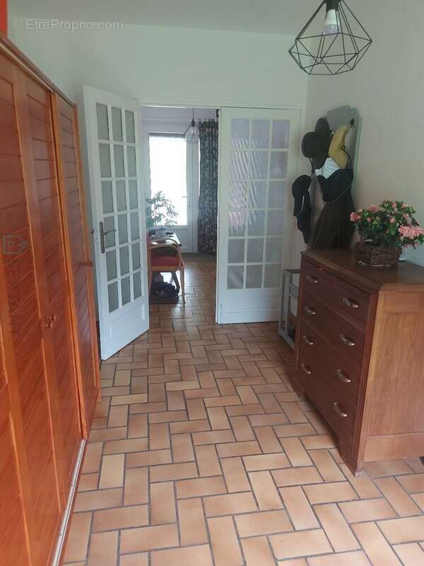 Maison à SAINT-PIERRE-DE-FRUGIE