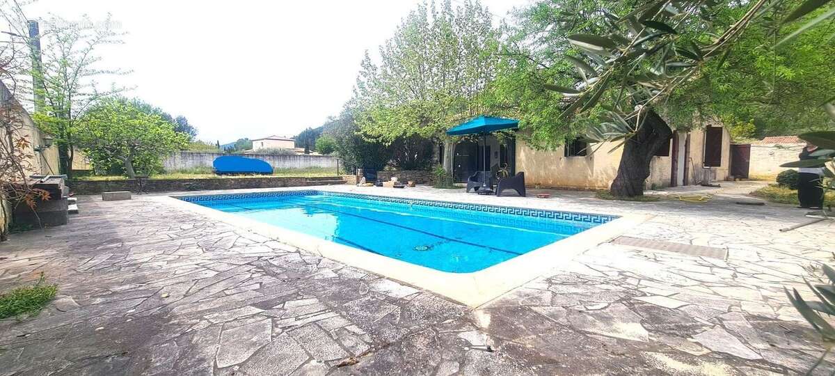 Maison à CUGES-LES-PINS