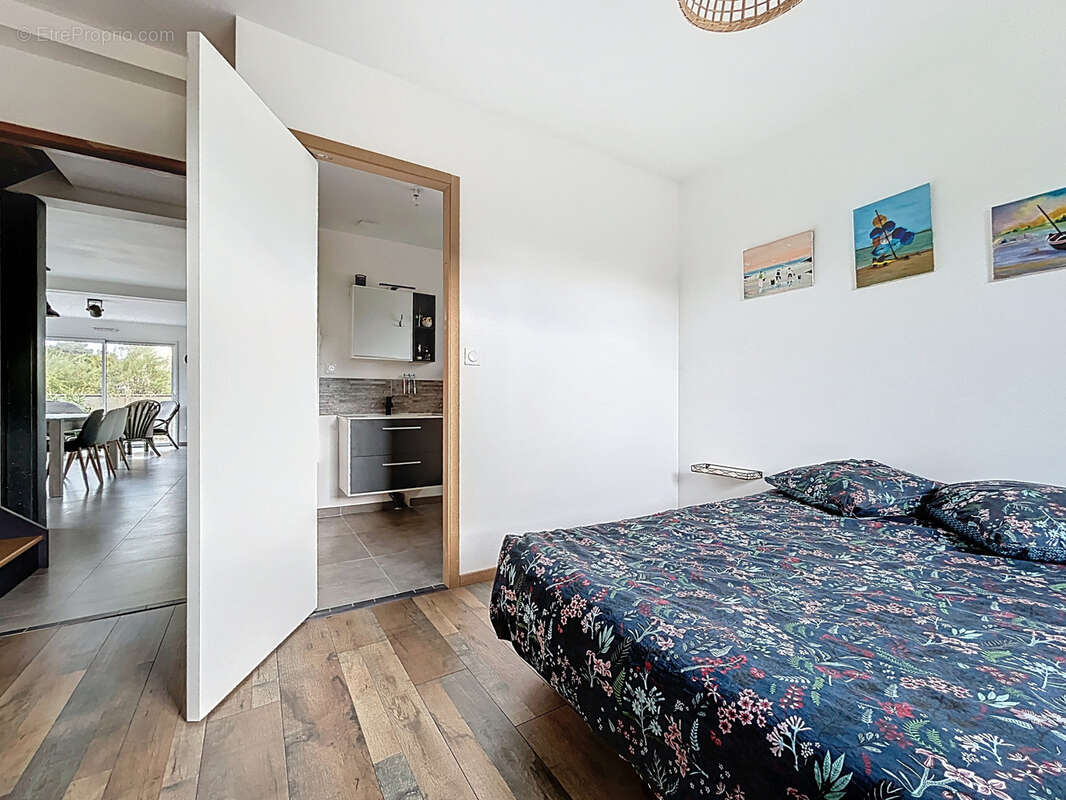 Maison à SAINT-GERMAIN-SUR-AY