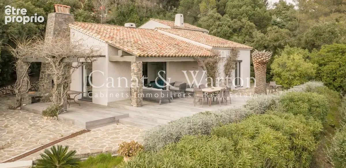 La croix valmer: villa rénovée avec piscine & vue mer - photo 3