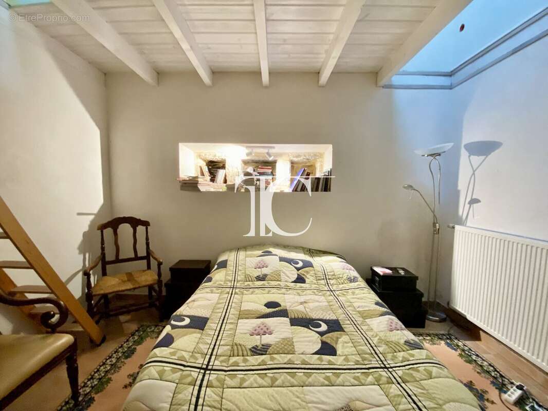 Maison à ALLEGRE-LES-FUMADES