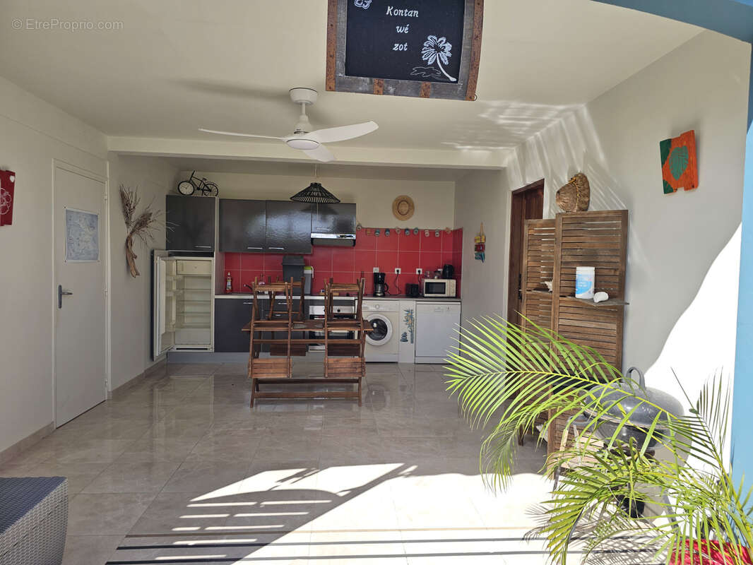 Maison à LES TROIS-ILETS