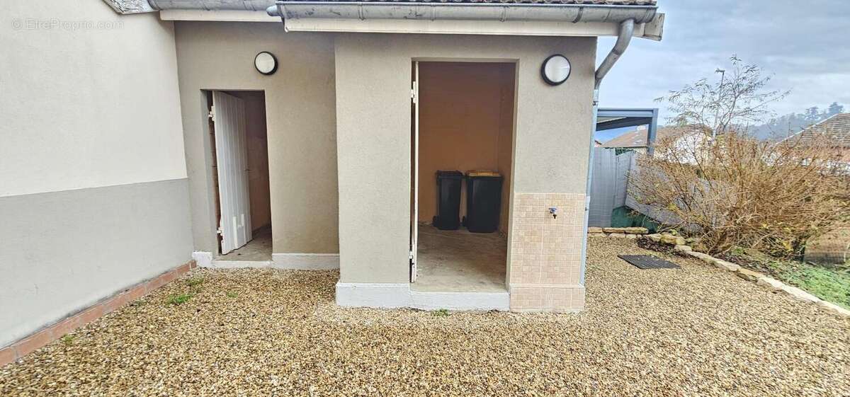 Maison à SAINT-PIERRE-LA-PALUD