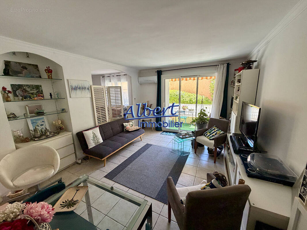 Appartement à SANARY-SUR-MER