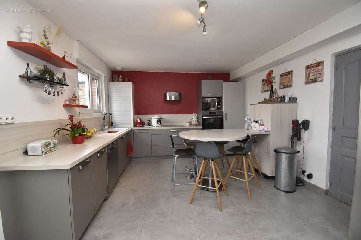 Maison 150 m² à Iwuy  - photo 4