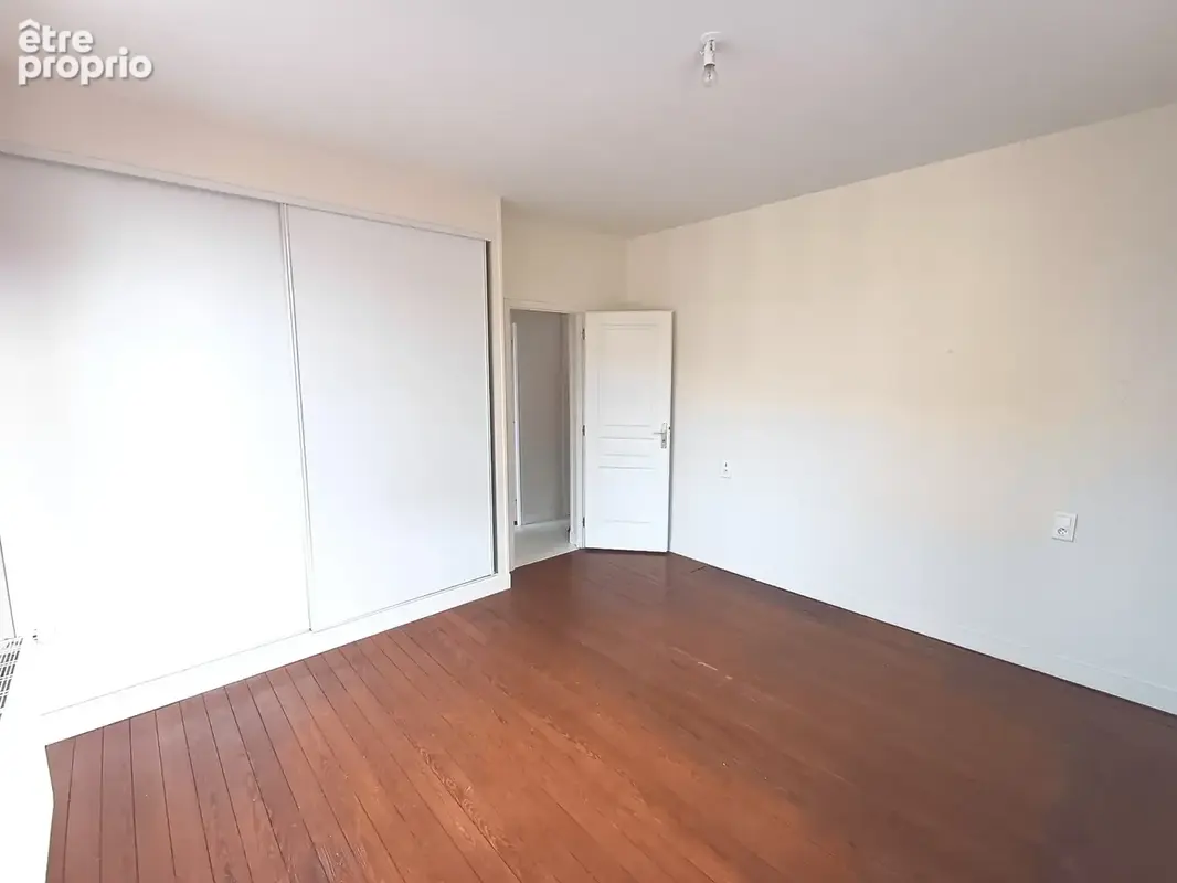 Très Bel Appartement Bourgeois Centre Ville de Dieppe avec Ascenseur - photo 9