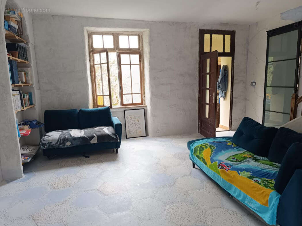 Maison à LAZ