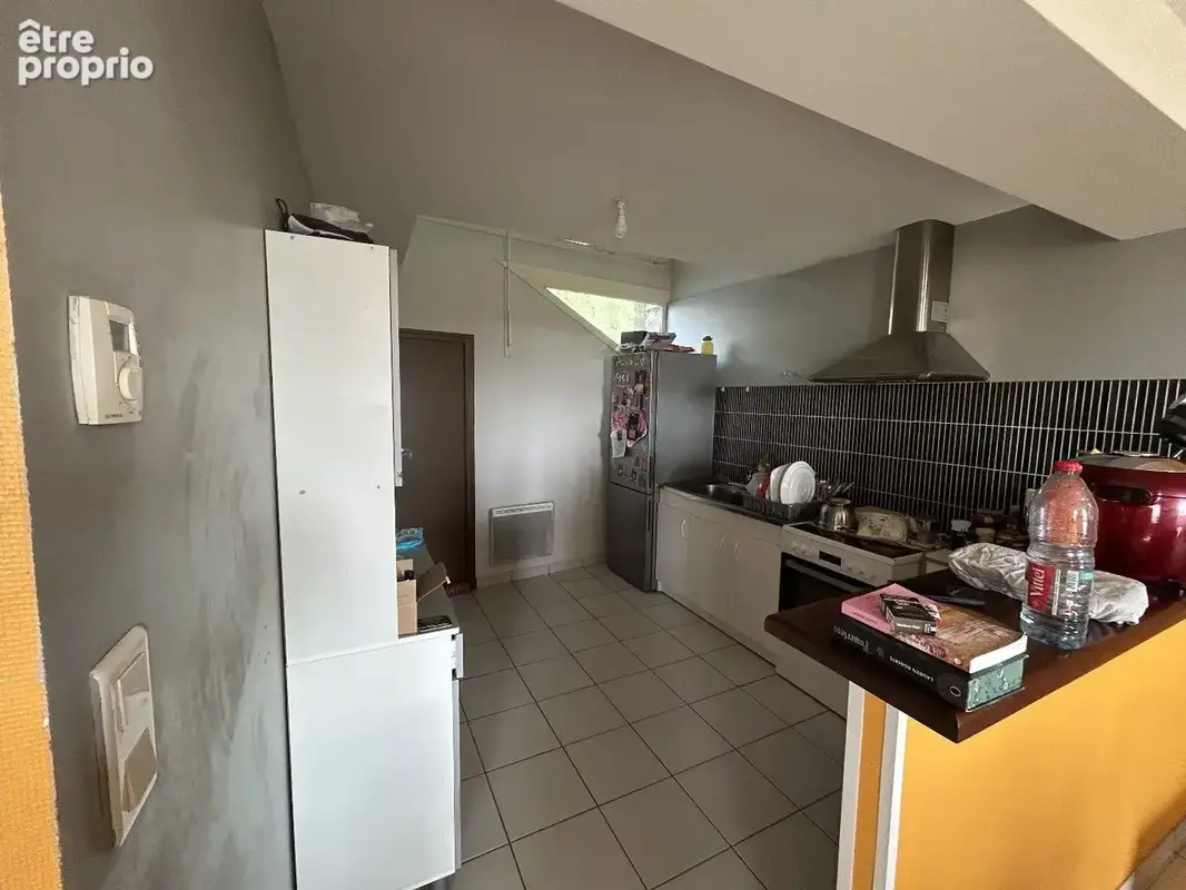 Bel Immeuble de Rapport au coeur du village d'Ayen Corrèze 4 locations - photo 7