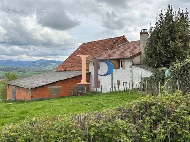 Maison à LA CLAYETTE