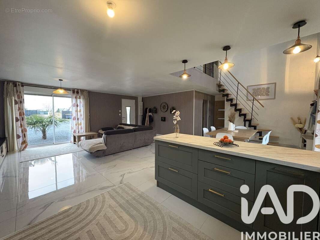 Photo 5 - Maison à BRAIN-SUR-ALLONNES