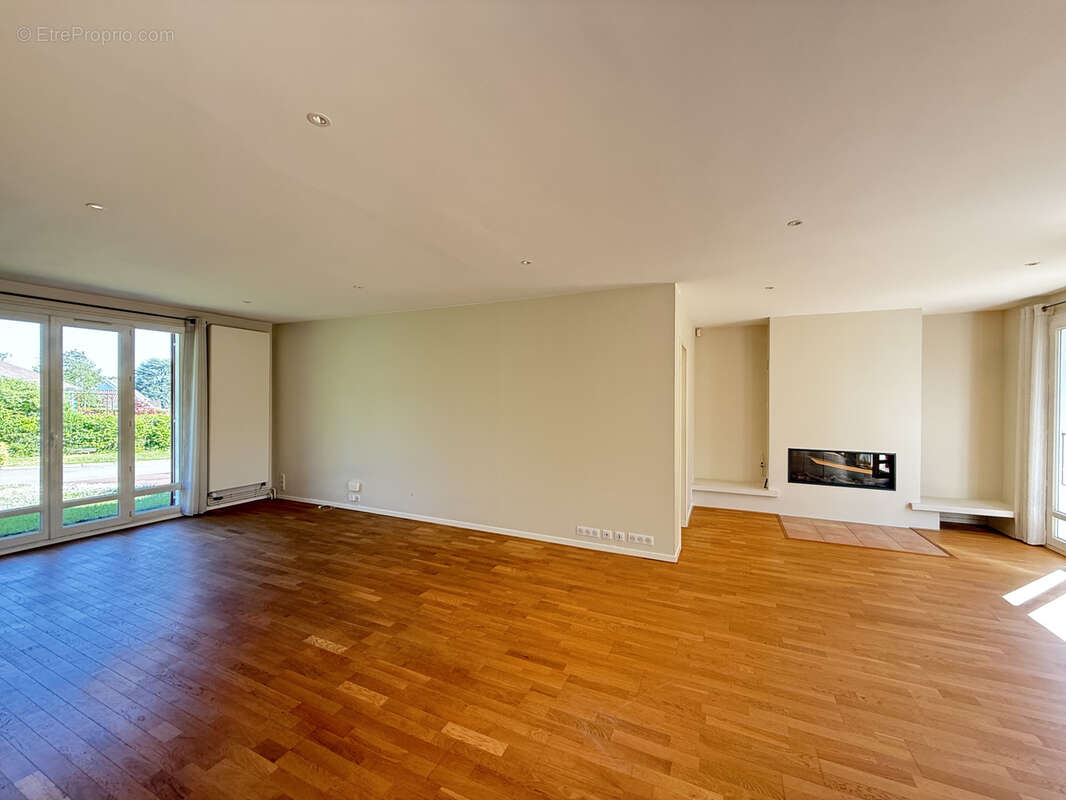 Maison à VERNOUILLET