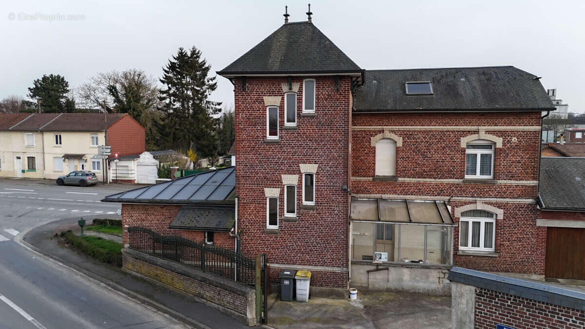 Maison de maître, plain-pied, 5 chambres - photo 3