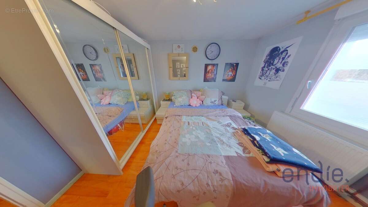 Maison à ARC-LES-GRAY