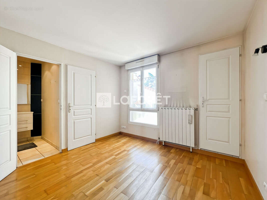 Appartement à MAISONS-ALFORT