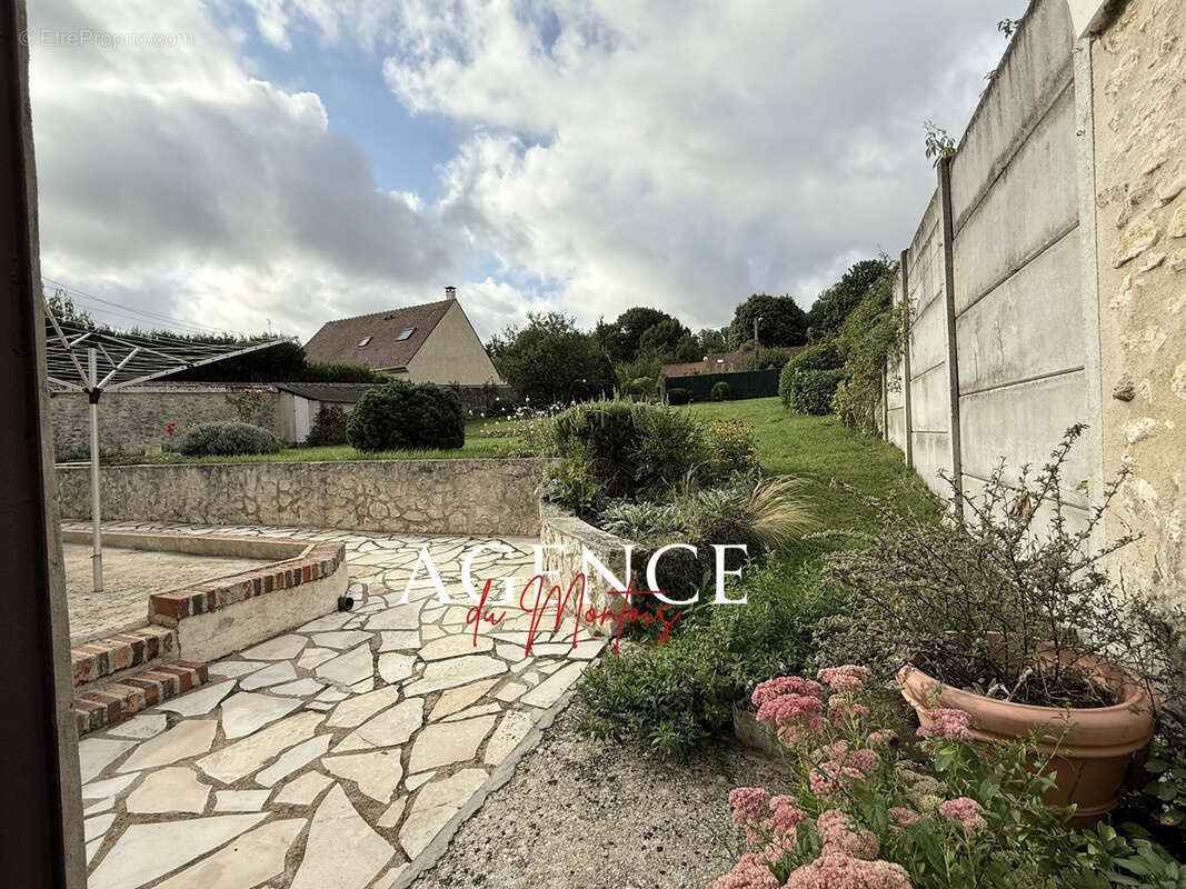 Maison à DONNEMARIE-DONTILLY