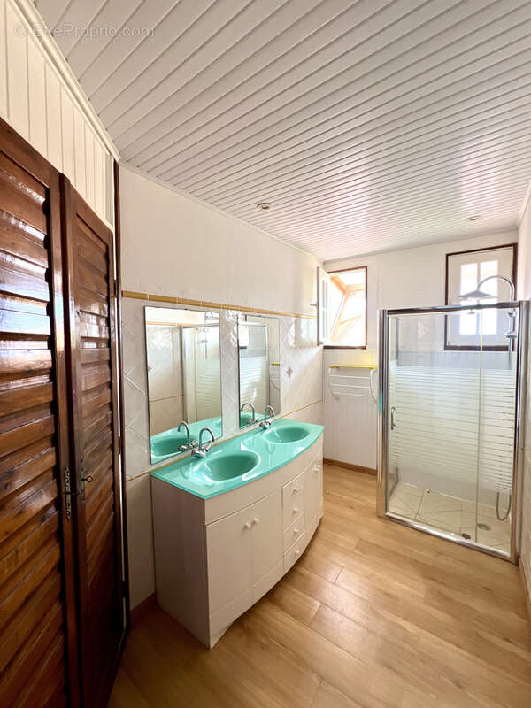 Appartement à BASSE-TERRE